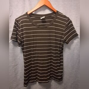 Jo & Co Classic Black and White Striped Women's Tee Medium